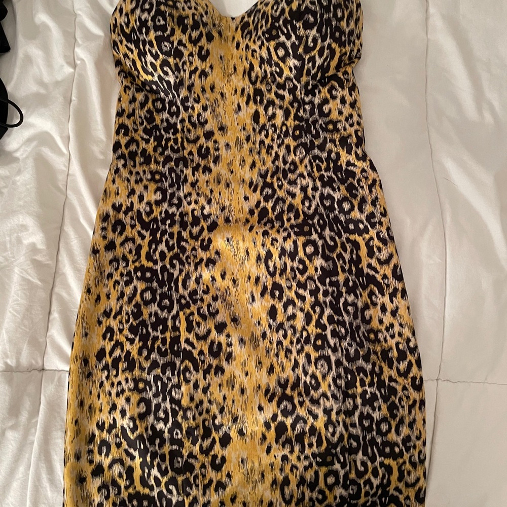 strapless dress